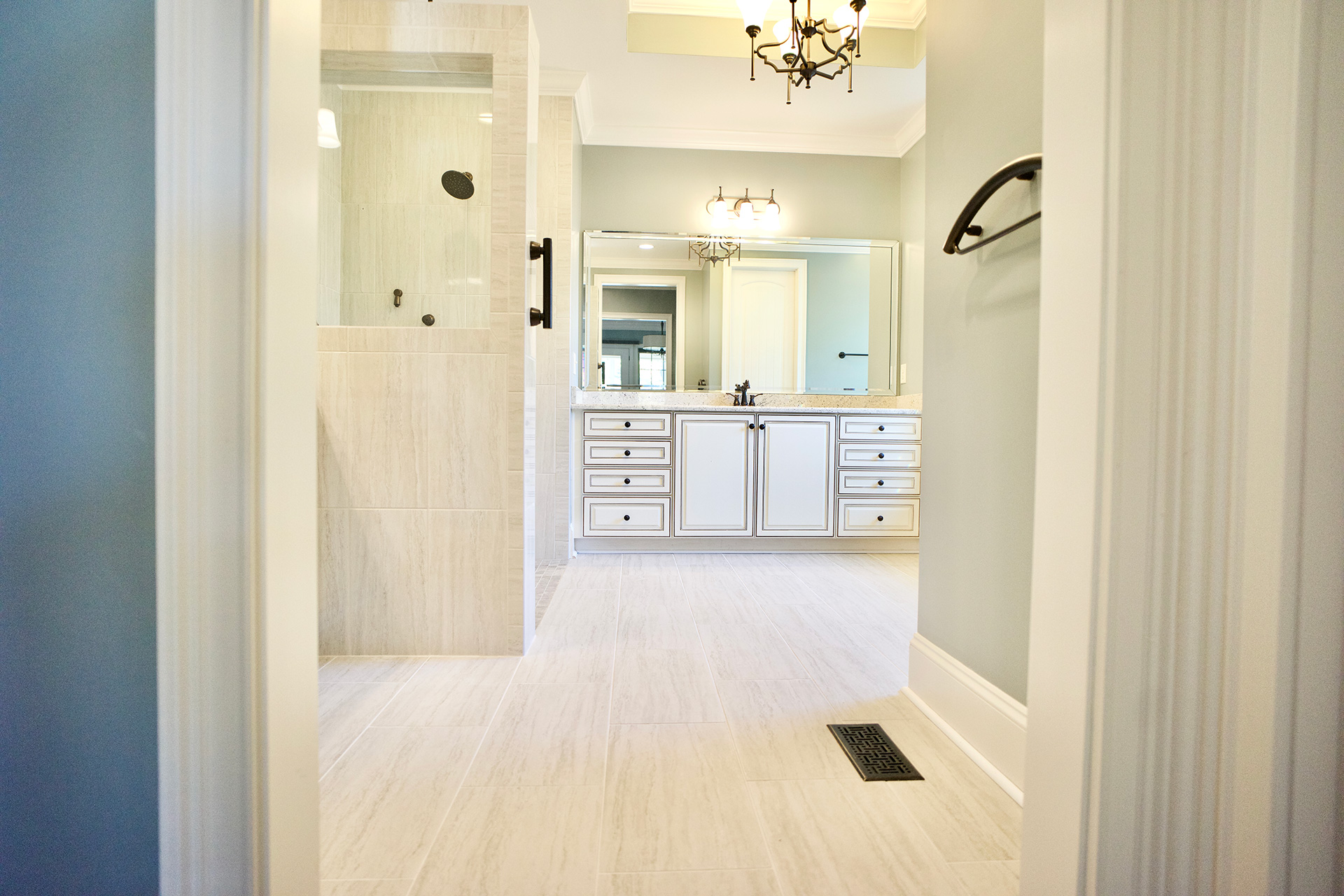 Luxury Master bathroom design and remodel by Riverbirch Remodeling